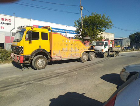 грузовой эвакуатор